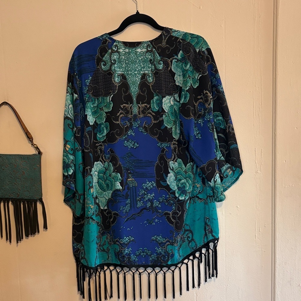 Festival ready Chico's Teal and Black Patterned Kimono with Fringe - Picture 4 of 5